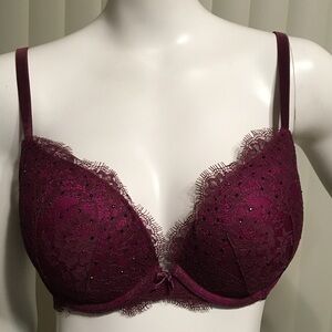 Victoria's Secret Lace Bra in Rich Burgundy ( Dream Angels-push-up)